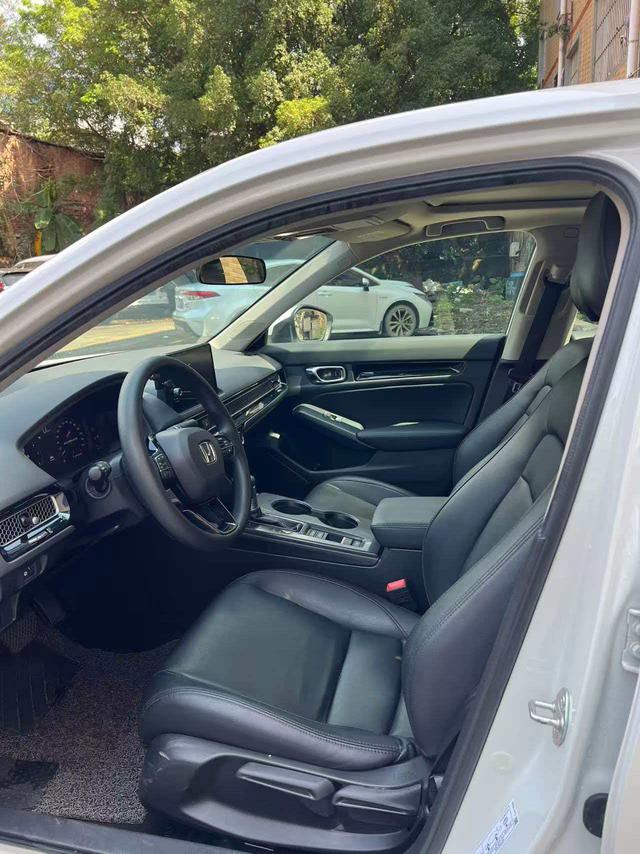Honda Civic 2022 240TURBO CVT Dynamic – фото 6