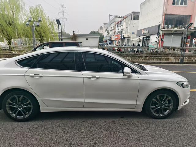 Ford Mondeo Модель 2018 года EcoBoost 200 Cognac Special edition – фото 7