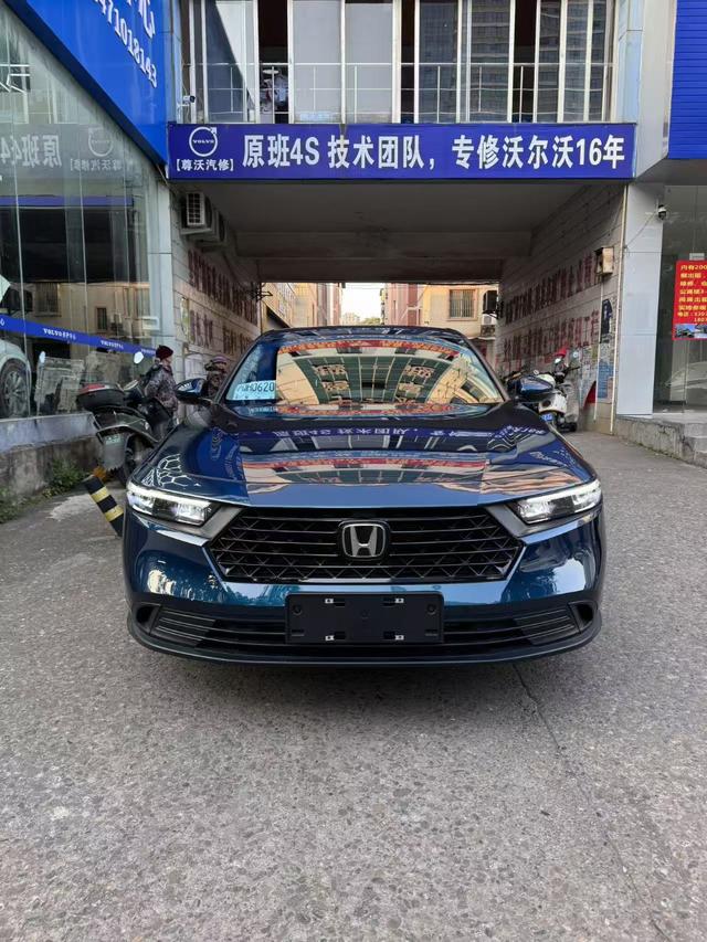 Honda Accord 2023 Sharp T 260TURBO Smart Enjoyment – фото 3