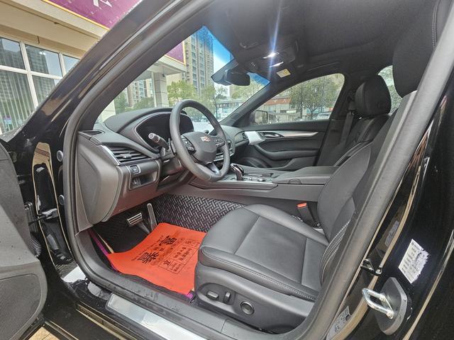 Cadillac C T5 2022 28T Premium – фото 7