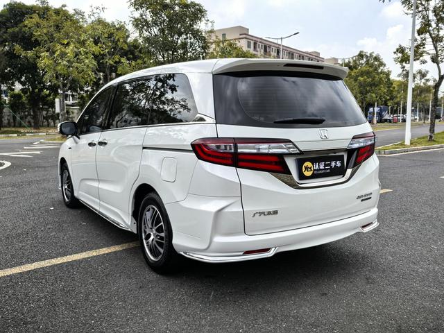 Honda Odyssey 2021 2.0L Hybrid Comfort – фото 6