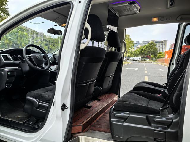 Honda Odyssey 2021 2.0L Hybrid Comfort – фото 10