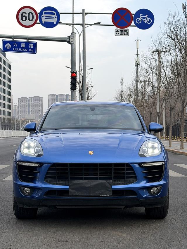 Porsche Macan 2016 Macan 2.0T – фото 2