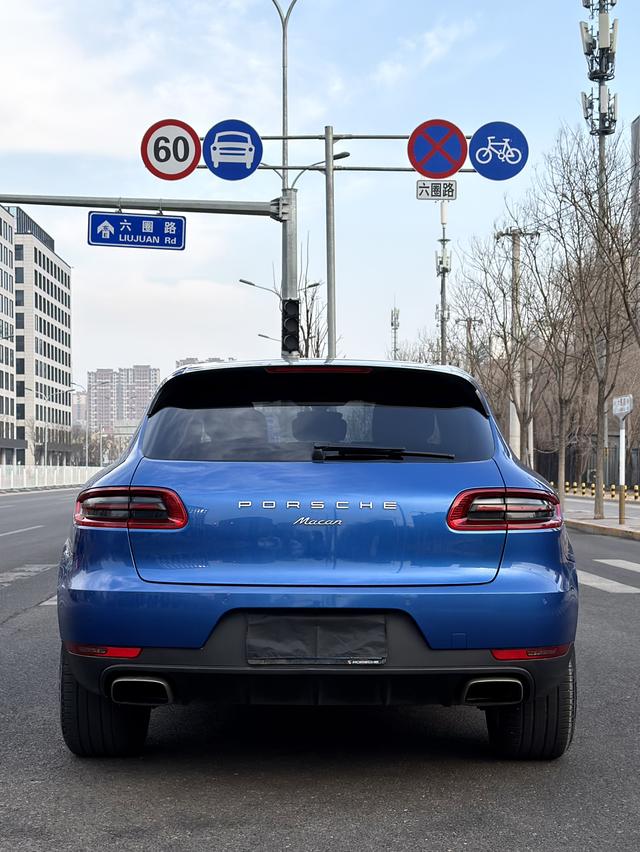 Porsche Macan 2016 Macan 2.0T – фото 4