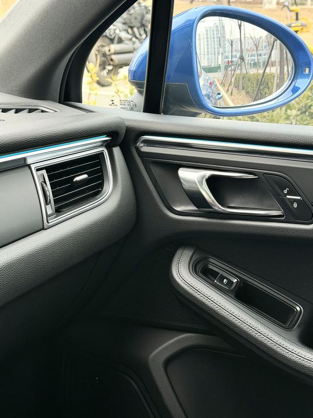 Porsche Macan 2016 Macan 2.0T – фото 11