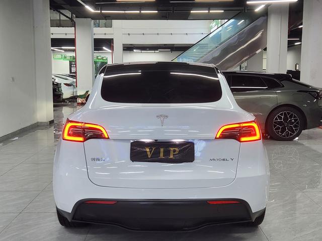 Tesla Model Y 2022 RWD – фото 5