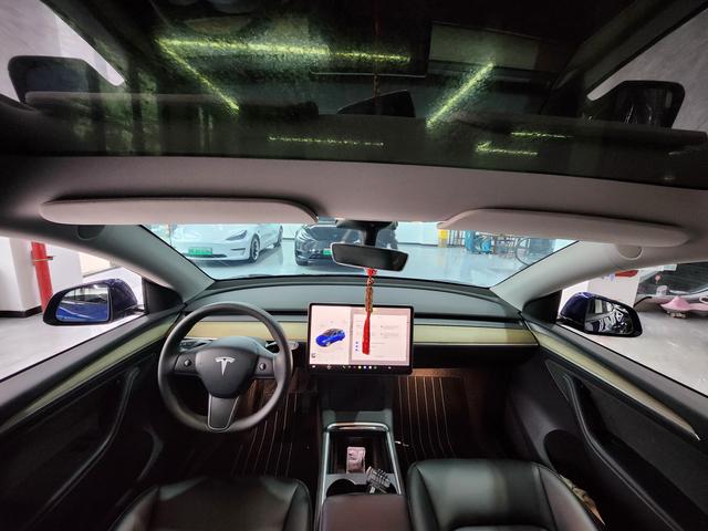 Tesla Model Y 2022 Facelift RWD – фото 9