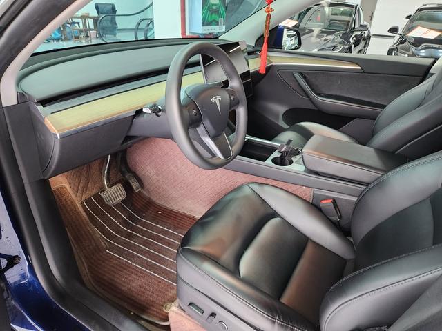 Tesla Model Y 2022 Facelift RWD – фото 10