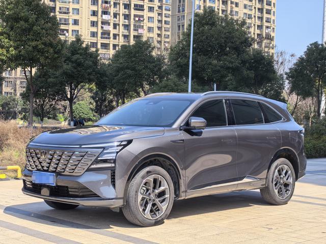 Changan CS75 PLUS 2025 Fourth Gen 1.5T New Blue Whale Smart Premium – фото 1