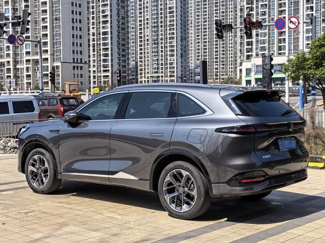 Changan CS75 PLUS 2025 Fourth Gen 1.5T New Blue Whale Smart Premium – фото 6