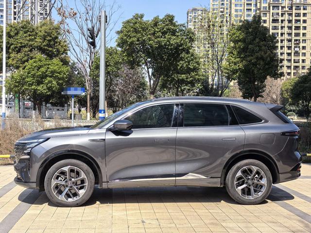 Changan CS75 PLUS 2025 Fourth Gen 1.5T New Blue Whale Smart Premium – фото 7