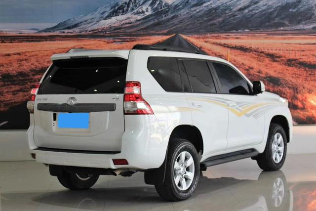 Toyota Prado 2016 2.7L Automatic Standard – фото 6