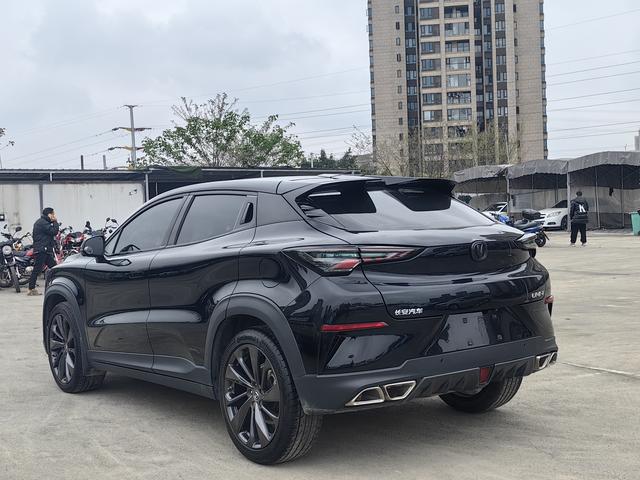 Changan UNI-T Модель 2020 года 1.5T Prestige – фото 9