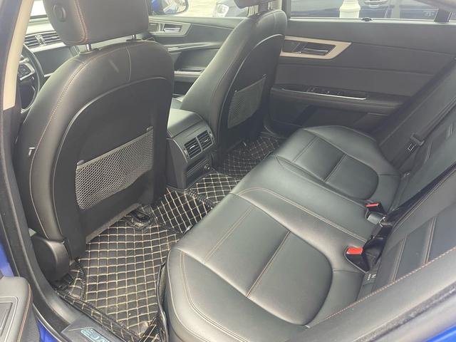 Jaguar XE L Модель 2018 года 2.0T 200PS Exclusive Edition – фото 3
