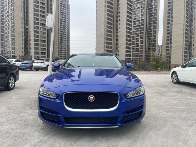 Jaguar XE L Модель 2018 года 2.0T 200PS Exclusive Edition – фото 9