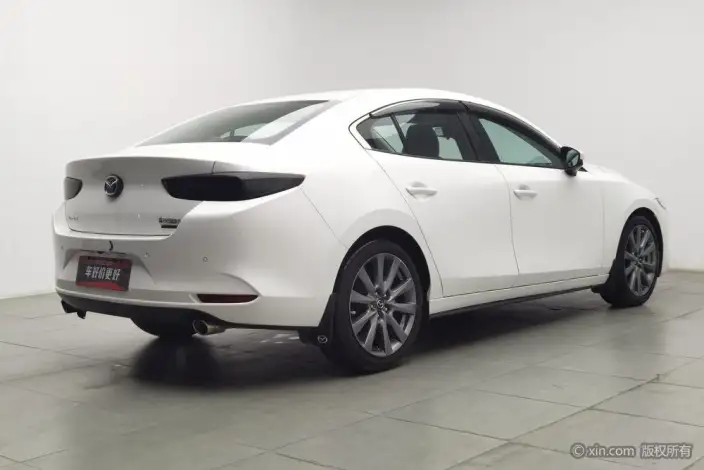 Mazda3 Axela 2021 Model 2.0L Automatic Zhi Ya Edition