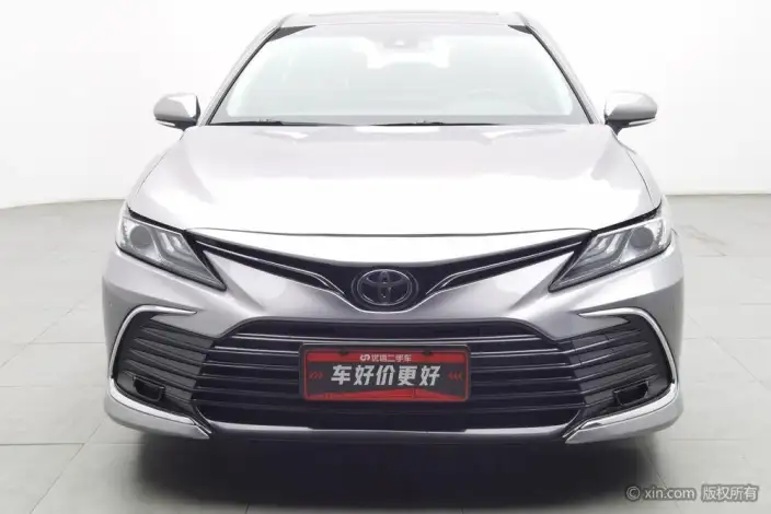 Toyota Camry 2021 Model 2.0G Deluxe Edition