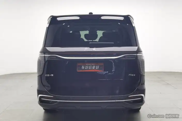 HONGQI HQ9 2022 Model Smart Flag Enjoy Edition