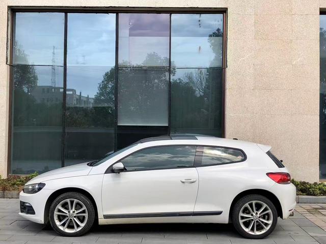 Volkswagen Scirocco 2011 модификация 2.0TSI Deluxe Edition – фото 7