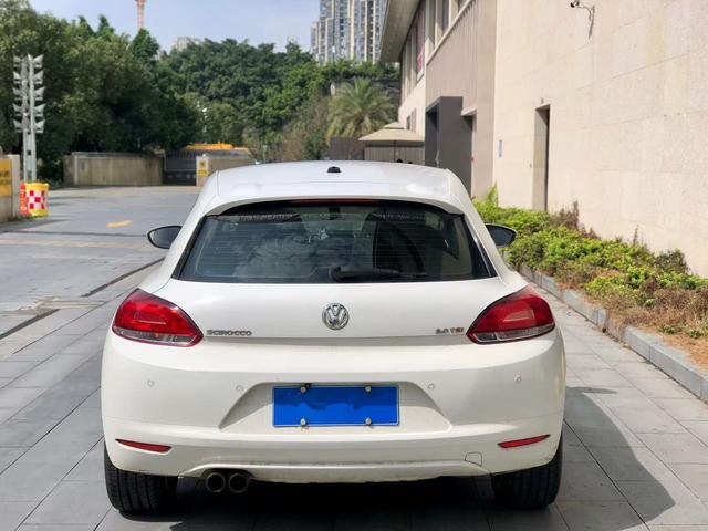 Volkswagen Scirocco 2011 модификация 2.0TSI Deluxe Edition – фото 8