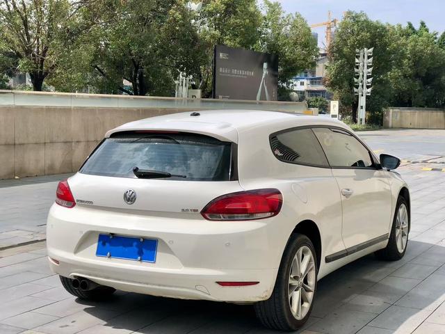 Volkswagen Scirocco 2011 модификация 2.0TSI Deluxe Edition – фото 9