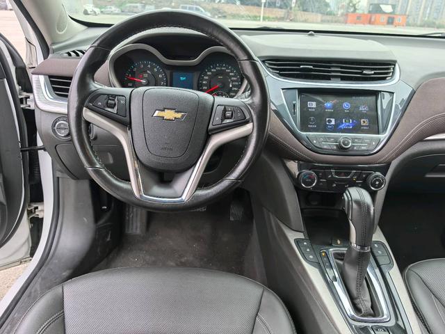 Chevrolet Malibu 2017 1.5T Automatic Luxury – фото 4