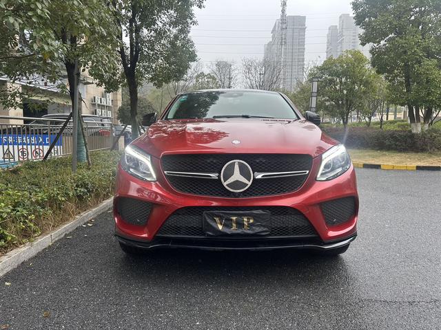 Mercedes-Benz GLE Coupe 2015 модификация GLE 450 AMG 4MATIC Jiao Stonic Внедорожник – фото 2