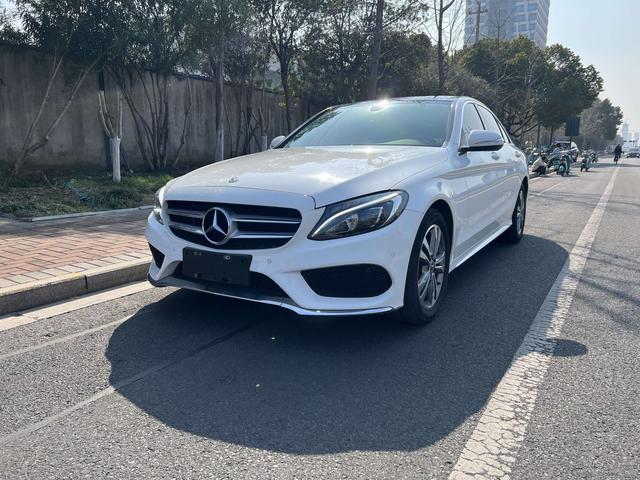 Mercedes-Benz C-Class 2018 C 200 L Sport – фото 1