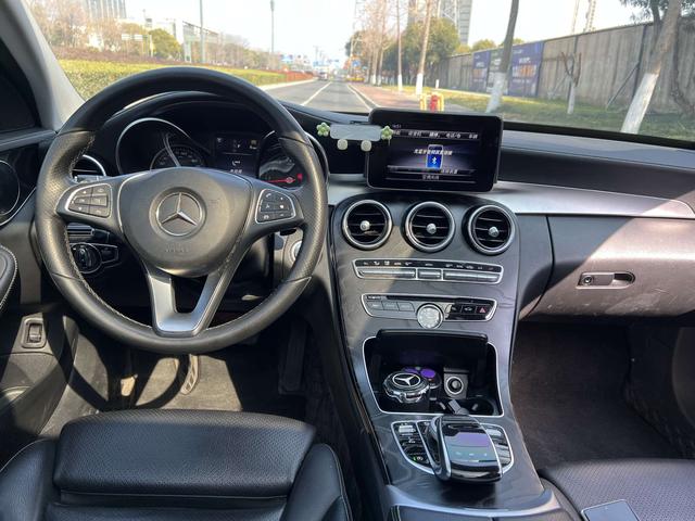 Mercedes-Benz C-Class 2018 C 200 L Sport – фото 5