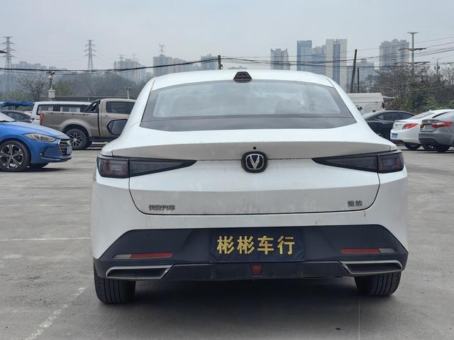Changan Yida Раздел 2023 1.5T GDI автоматическое Changxiang Edition – фото 8