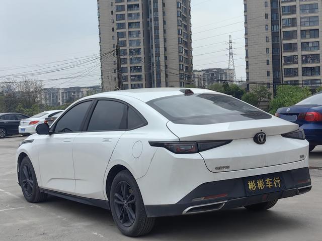 Changan Yida Раздел 2023 1.5T GDI автоматическое Changxiang Edition – фото 9