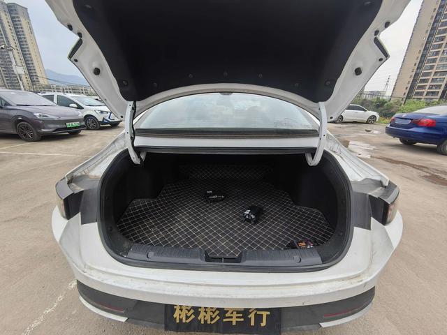 Changan Yida Раздел 2023 1.5T GDI автоматическое Changxiang Edition – фото 11