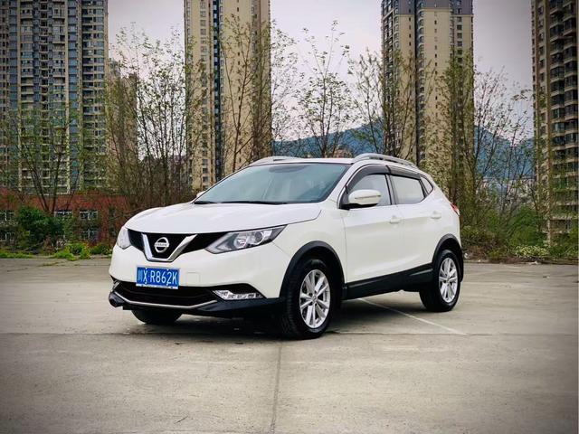 Nissan Qashqai 2016 2.0L CVT Elite – фото 1