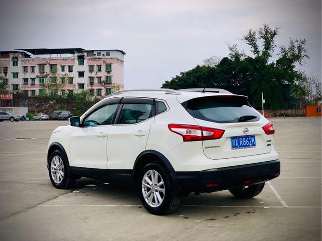 Nissan Qashqai 2016 2.0L CVT Elite – фото 5