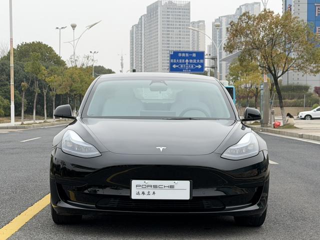 Tesla Model 3 2023 RWD – фото 2