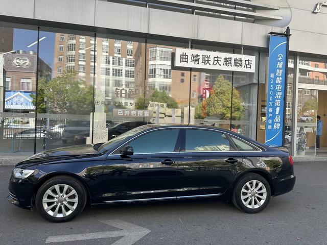 Audi A6L 2012 модификация 30 FSI Tech тип – фото 9