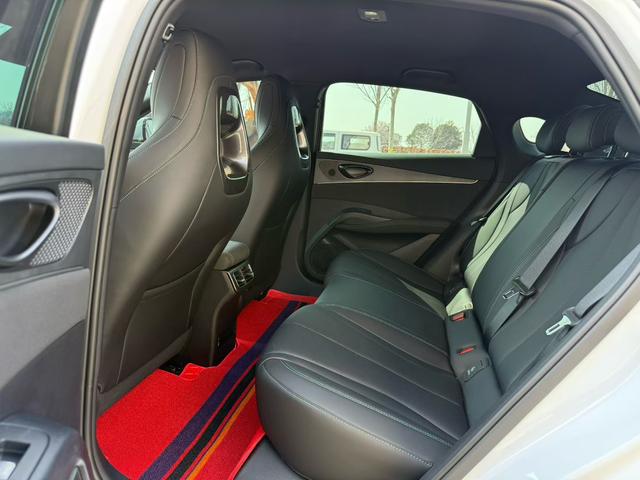 BYD Seal 06 DM 2025 Model S mart Driving Edition DM-i 120KM Honor – фото 6