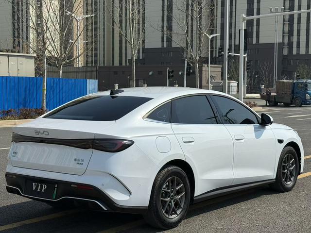 BYD Seal 06 DM 2025 Model S mart Driving Edition DM-i 120KM Honor – фото 9