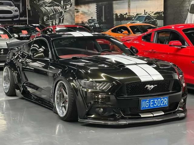Ford Mustang 2017 2.3T Performance – фото 4