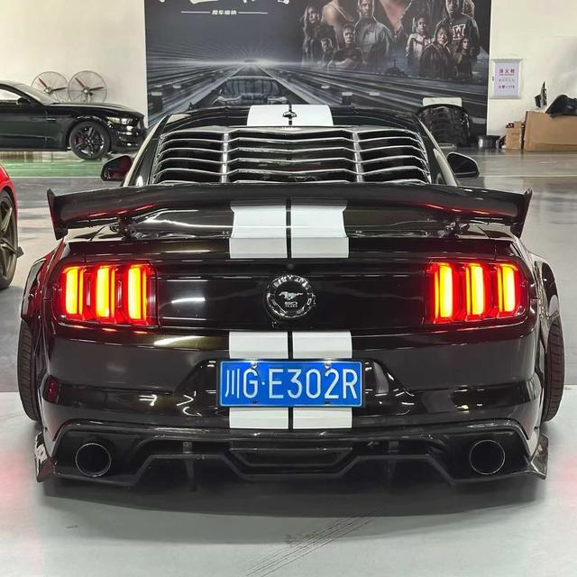 Ford Mustang 2017 2.3T Performance – фото 7