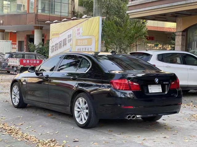BMW 5 Series 2013 модификация 530Li Leading – фото 9