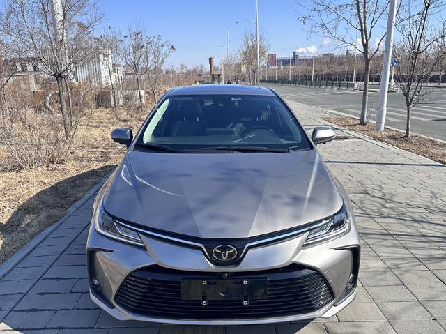 Toyota Corolla Модель 2021 года 1.5L CVT Elite Edition – фото 2