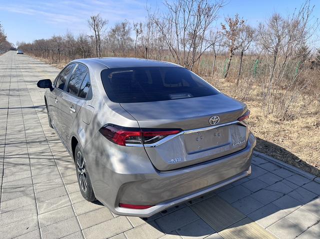 Toyota Corolla Модель 2021 года 1.5L CVT Elite Edition – фото 5