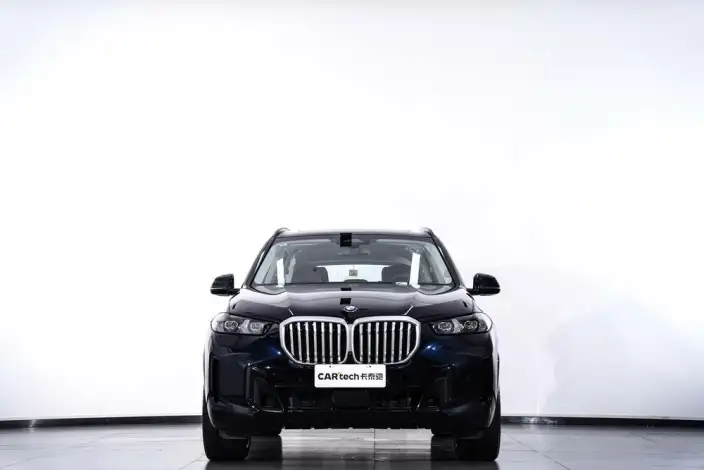 BMW X5 2023 Model xDrive30Li Exclusive Model M Sports Night Set