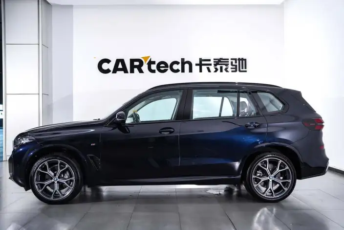 BMW X5 2023 Model xDrive30Li Exclusive Model M Sports Night Set