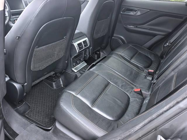 Jaguar F-PACE Модель 2018 года 2.0T 2WD Urban Exclusive Edition – фото 8