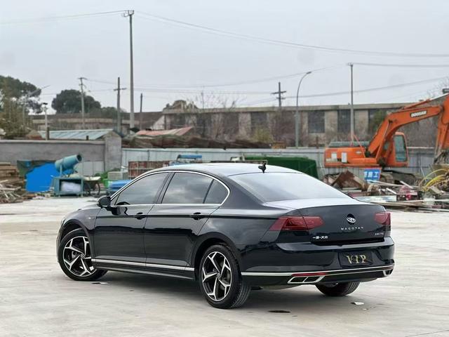 Volkswagen Magotan 2023 2-Millionth Anniversary 330TSI DSG Luxury – фото 7