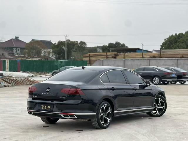Volkswagen Magotan 2023 2-Millionth Anniversary 330TSI DSG Luxury – фото 9