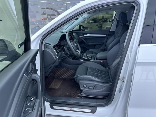 Audi Q5L 2022 Modi f ied 45T Luxury Elegance – фото 13