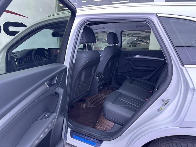 Audi Q5L 2022 Modi f ied 45T Luxury Elegance – фото 15